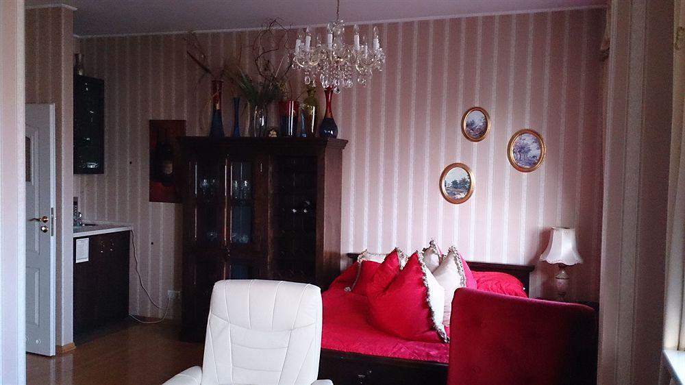 Babka Wiezowiec Noclegi Varşovia Exterior foto